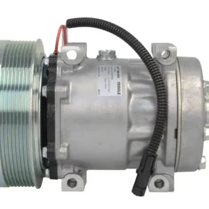 Kompresor klimatyzacji (R134a) pasuje do CASE IH 235, 260, 290, 315, 340, 370, NEW HOLLAND T8.300, T8.330, T8.360, T8.390, T8.420 Hit cenowy